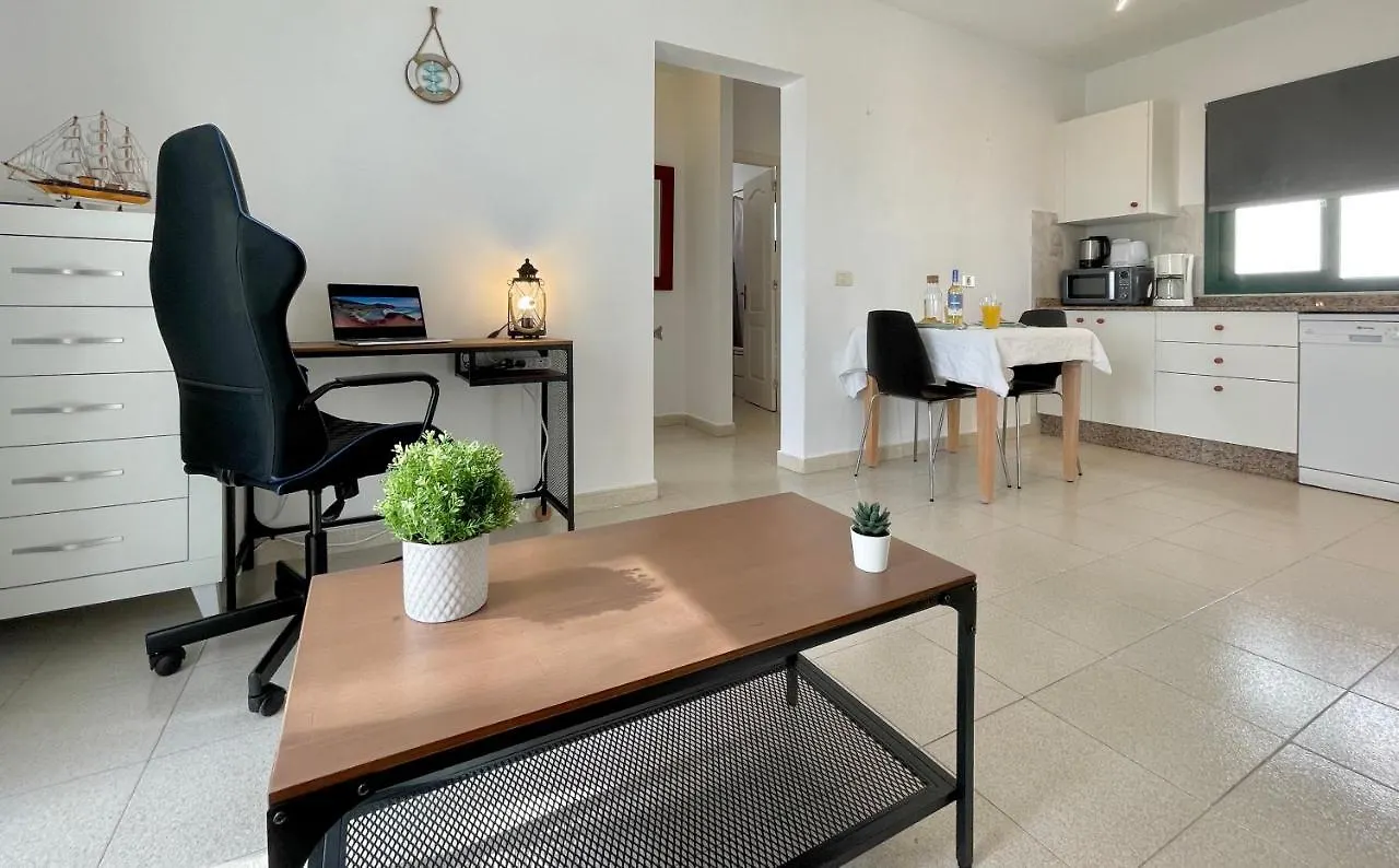 Cozy And Sunny Apartment Over The Rooftops Puerto del Carmen