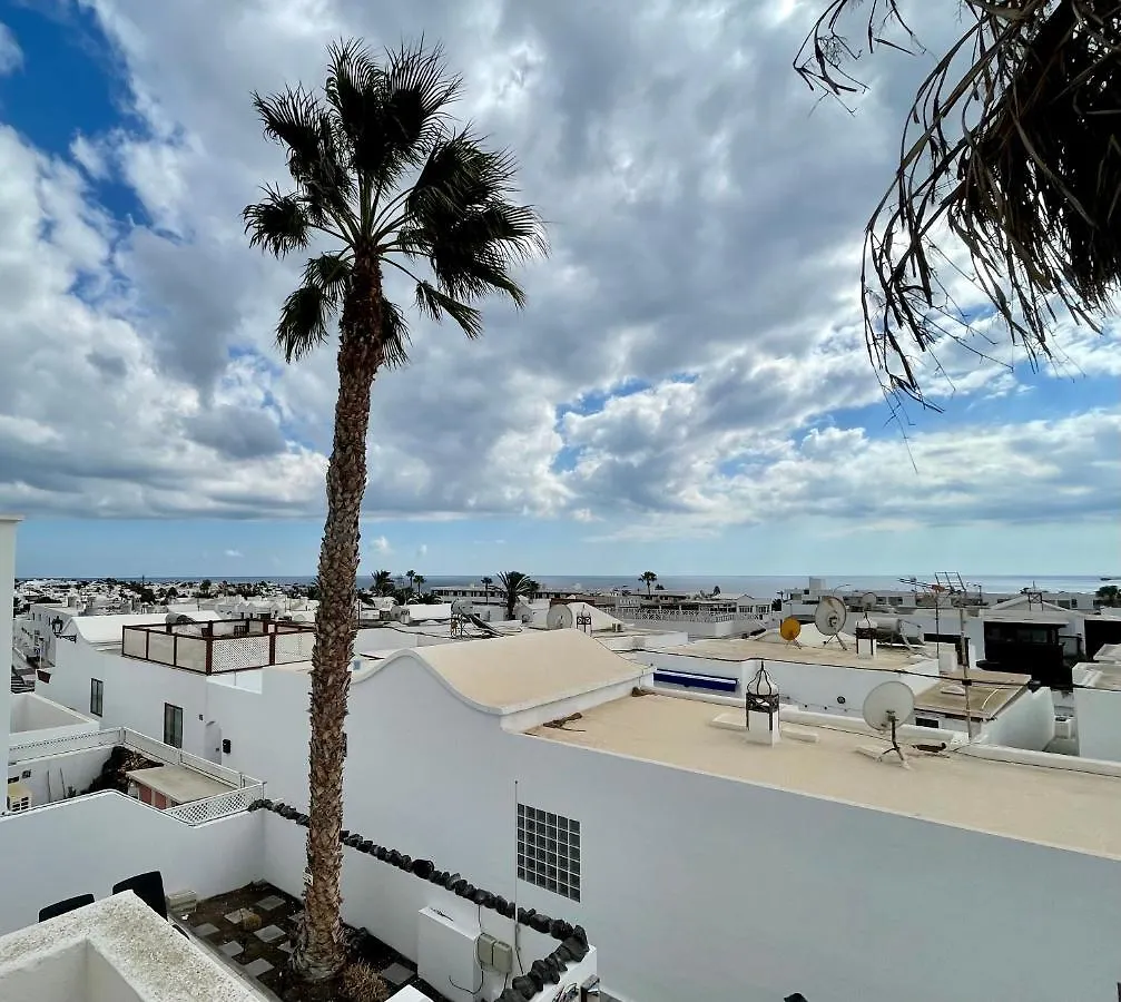 Cozy And Sunny Apartment Over The Rooftops Puerto del Carmen
