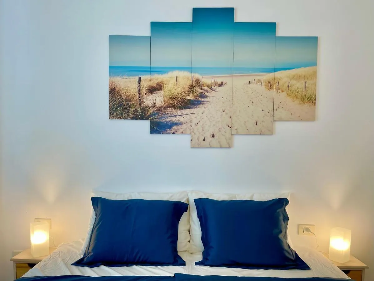 Cozy And Sunny Apartment Over The Rooftops Puerto del Carmen  0*, Puerto del Carmen (Lanzarote) Spain